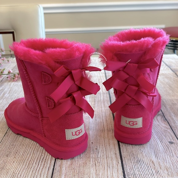 UGG Bailey Bow II Boot - Picture 7 of 10